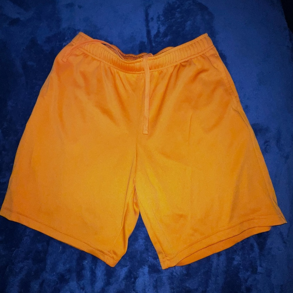 Tek Gear mesh pull on shorts with drawstring.